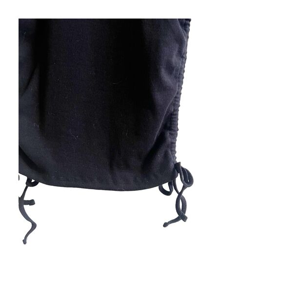 Outrageous Fortune NWT Ruched Side Ties Black Crop Top Tee Size 8 Minimalist - Picture 5 of 9